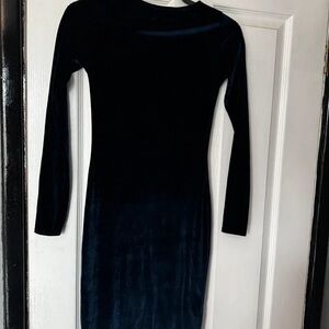 Boohoo Deep Blue Velvet Long Sleeve Dress